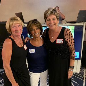 Meet your Posher, Sharon